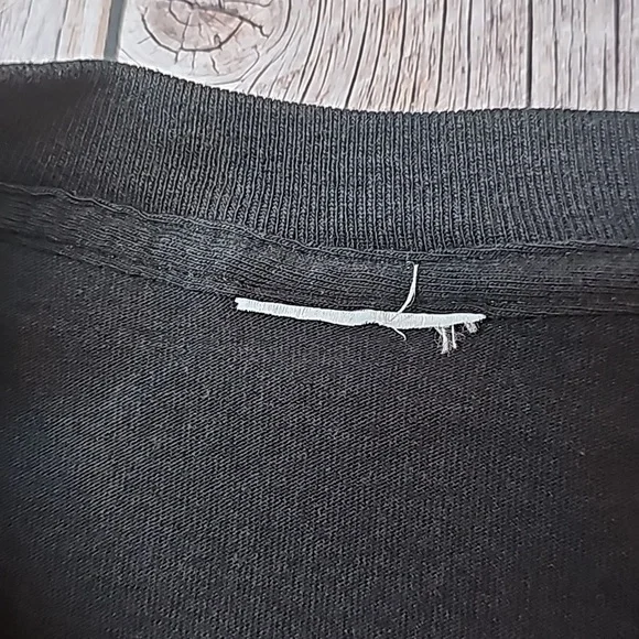 LOS ANGELES LAKERS BLACK SHORT SLEEVE PULLOVER TEE - Picture 7 of 7